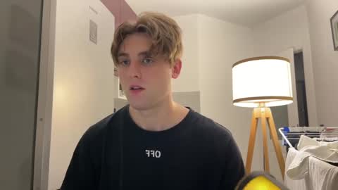 Snapshot of devilnut1 chatting on 01/30/25, 02:38 devilnut1 online show from 01/30/25, 02:38