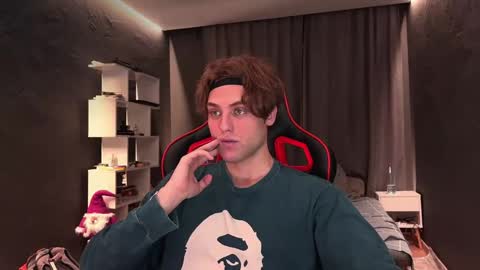 devilnut1 online show from 11/12/25, 06:36