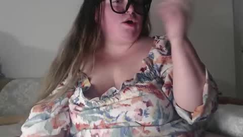 Snapshot of devilschick chatting on 02/12/26, 01:11 DevilsChick -- OF online show from 02/12/26, 01:11