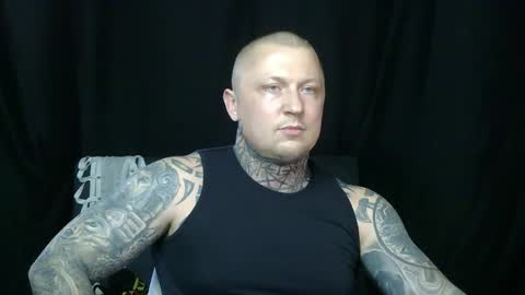 Snapshot of devilwithtats chatting on 05/07/26, 10:53 Lucian online show from 05/07/26, 10:53