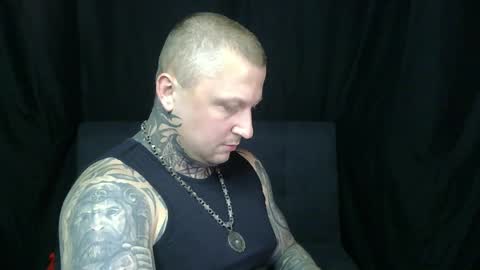 Snapshot of devilwithtats chatting on 06/05/26, 01:39 Lucian online show from 06/05/26, 01:39