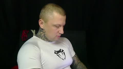 Snapshot of devilwithtats chatting on 06/08/26, 11:21 Lucian online show from 06/08/26, 11:21