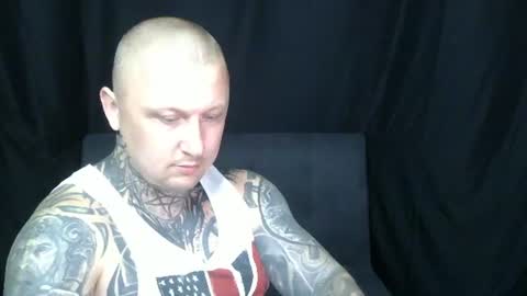 Snapshot of devilwithtats chatting on 06/18/26, 05:28 Lucian online show from 06/18/26, 05:28