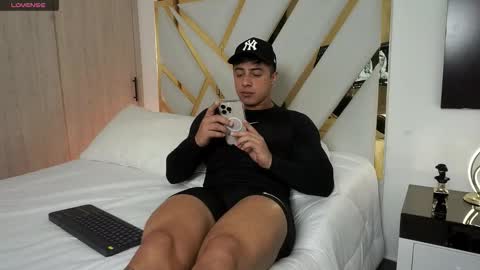 Devin Hunter online show from 02/21/26, 07:59