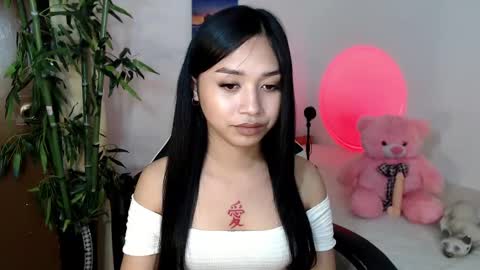 Snapshot of devine_goddessx chatting on 02/09/25, 08:02 Devine Greyson online show from 02/09/25, 08:02