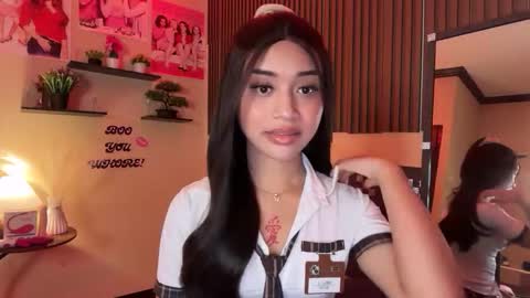 Snapshot of devine_goddessx chatting on 10/06/25, 10:12 Devine Greyson online show from 10/06/25, 10:12