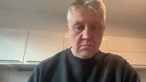 Snapshot of devon_nite chatting on 12/02/25, 07:57 Devon online show from 12/02/25, 07:57