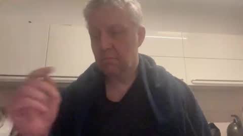 Devon online show from 03/04/26, 01:44