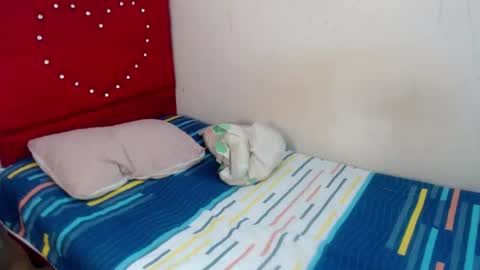 Snapshot of devorasexy2 chatting on 07/05/26, 02:13 Devora.. online show from 07/05/26, 02:13