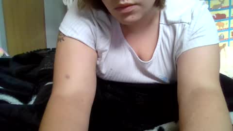 Snapshot of devykitten2018 chatting on 06/24/26, 10:42 devykitten online show from 06/24/26, 10:42