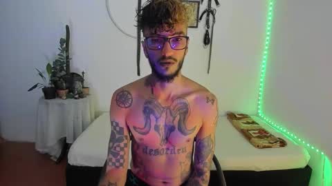 dex_ak586 online show from 02/11/26, 02:49