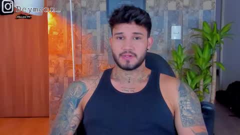 Snapshot of deymon_scott chatting on 10/27/25, 08:46 JULIAN online show from 10/27/25, 08:46