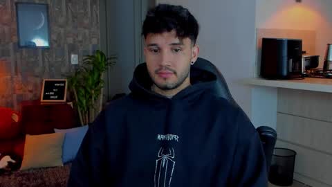 Snapshot of deymon_scott chatting on 12/21/25, 10:17 JULIAN online show from 12/21/25, 10:17