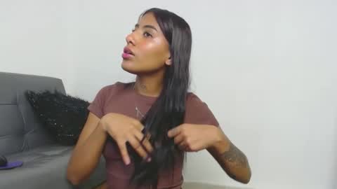 Snapshot of deysha_garncia chatting on 10/01/25, 04:57 Deysha online show from 10/01/25, 04:57