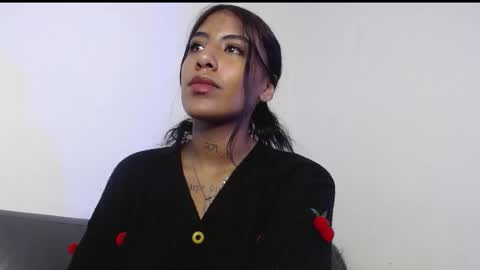 Snapshot of deysha_garncia chatting on 10/09/25, 02:48 Deysha online show from 10/09/25, 02:48