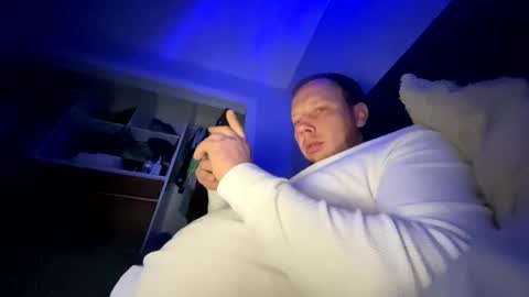 Snapshot of deznuts130 chatting on 01/27/25, 03:04 deznuts130 online show from 01/27/25, 03:04