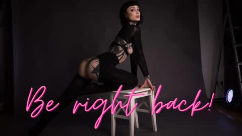 Snapshot of dgtlgrl chatting on 01/15/26, 03:27 dgtlgrl online show from 01/15/26, 03:27