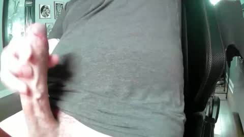 Snapshot of dh775638 chatting on 11/02/25, 03:53 dh775638 online show from 11/02/25, 03:53