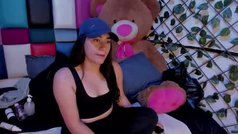 dhaniela naugthy online show from 02/03/26, 01:48