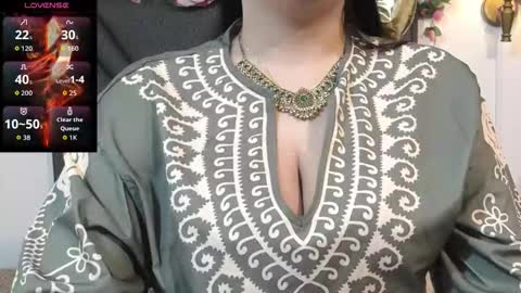 Snapshot of dharanisnisha chatting on 11/07/25, 01:00 dharanisnisha online show from 11/07/25, 01:00