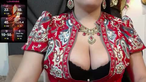 Snapshot of dharanisnisha chatting on 11/08/25, 01:44 dharanisnisha online show from 11/08/25, 01:44