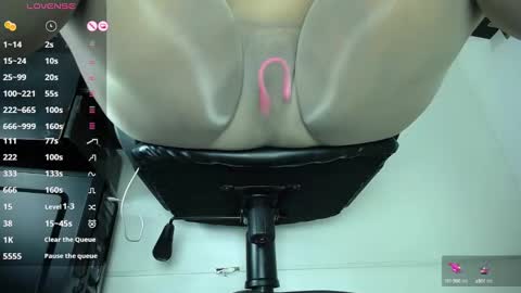 Snapshot of dhevora chatting on 12/21/24, 05:18 DHEVORA online show from 12/21/24, 05:18