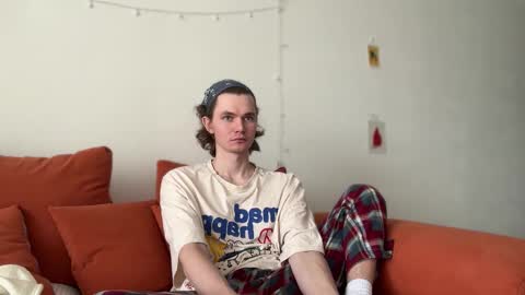 Di Alex online show from 10/17/25, 09:01