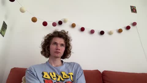 Snapshot of di_n_alex chatting on 06/20/26, 01:25 Di Alex online show from 06/20/26, 01:25