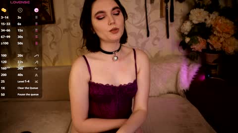 Snapshot of dia__diana chatting on 01/10/25, 06:28 Diana Di Honey online show from 01/10/25, 06:28