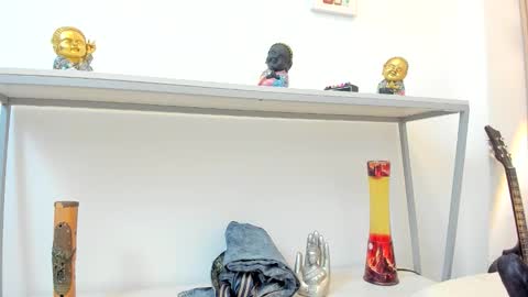   online show from 01/10/26, 03:47