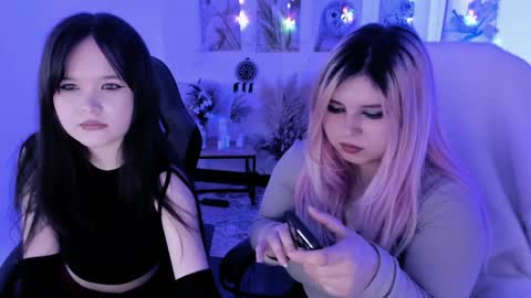 Dia online show from 04/08/26, 08:42