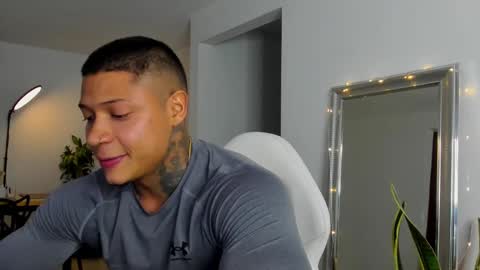 Snapshot of diagostone chatting on 12/17/24, 12:23 Diego online show from 12/17/24, 12:23