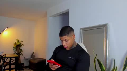 Snapshot of diagostone chatting on 12/22/24, 12:07 Diego online show from 12/22/24, 12:07