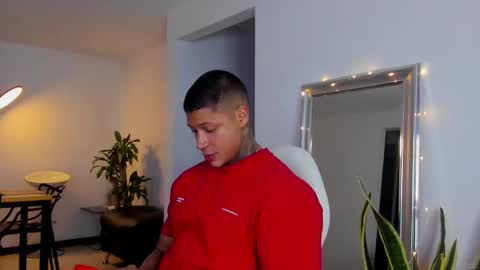 Snapshot of diagostone chatting on 12/24/24, 01:49 Diego online show from 12/24/24, 01:49