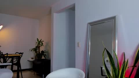 Snapshot of diagostone chatting on 01/07/25, 03:24 Diego online show from 01/07/25, 03:24