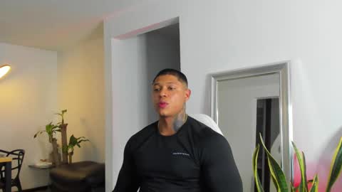 Snapshot of diagostone chatting on 02/05/25, 11:06 Diego online show from 02/05/25, 11:06