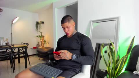 Snapshot of diagostone chatting on 03/07/25, 12:58 Diego online show from 03/07/25, 12:58