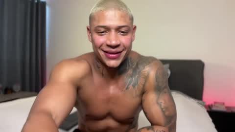 Snapshot of diagostone chatting on 09/16/25, 10:00 Diego online show from 09/16/25, 10:00