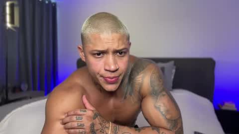 Snapshot of diagostone chatting on 09/17/25, 09:16 Diego online show from 09/17/25, 09:16