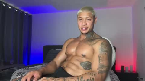 Snapshot of diagostone chatting on 10/24/25, 09:00 Diego online show from 10/24/25, 09:00