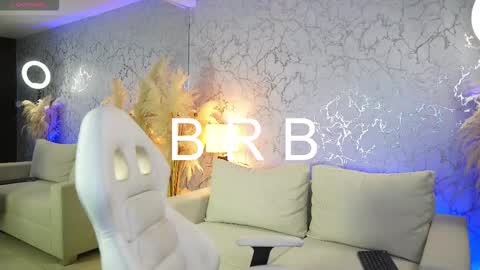 Diego online show from 02/12/26, 02:01