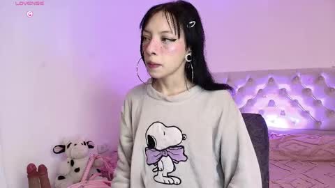 Snapshot of diamond__cherry chatting on 04/30/26, 02:01 Diamond online show from 04/30/26, 02:01