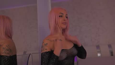 Snapshot of diamond_ava_ chatting on 01/10/26, 04:42 Thea online show from 01/10/26, 04:42