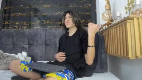 diamond_twink online show from 02/13/26, 02:02