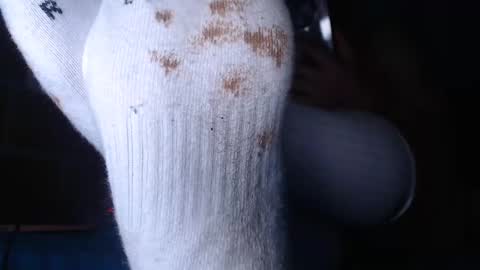 Snapshot of diamondgoddessfeet chatting on 03/03/26, 05:35 diamondgoddessfeet online show from 03/03/26, 05:35