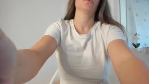 diamondkay_ online show from 11/24/25, 08:58