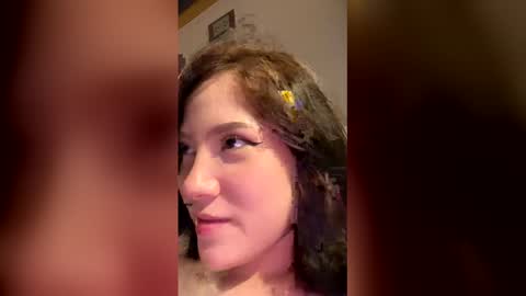 Snapshot of diamondktty chatting on 03/18/26, 02:15 vanessa online show from 03/18/26, 02:15