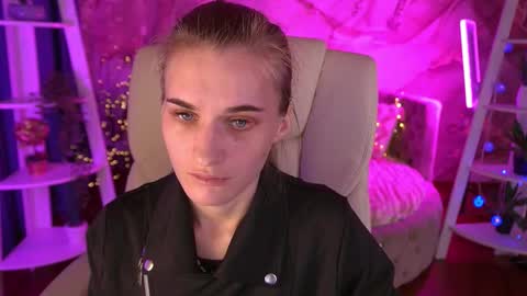 DiamondNina online show from 01/07/26, 07:22