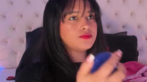 Diana Tamayo online show from 12/14/25, 05:24