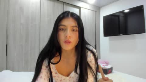 Snapshot of diana_jones_ chatting on 09/28/25, 11:10 POCA online show from 09/28/25, 11:10